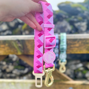 Walkies Ready® Seat Belt Restraint - Raspberry Pink