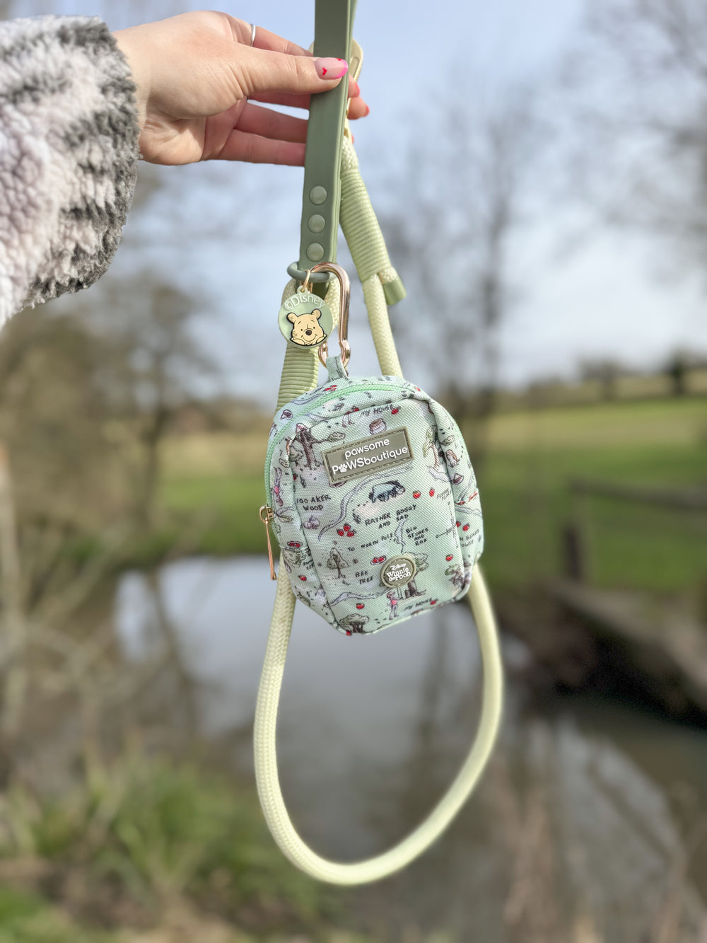 Disney© 4ft Rope Lead - 100 Aker Wood - Light and Dark Green