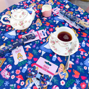 Disney© Dog Blanket - Alice In Wonderland