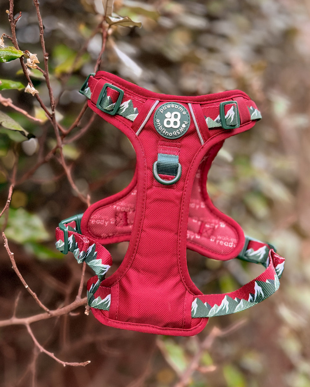 Tough Trails™ Harness - Walkies Ready® Snowy Mountains