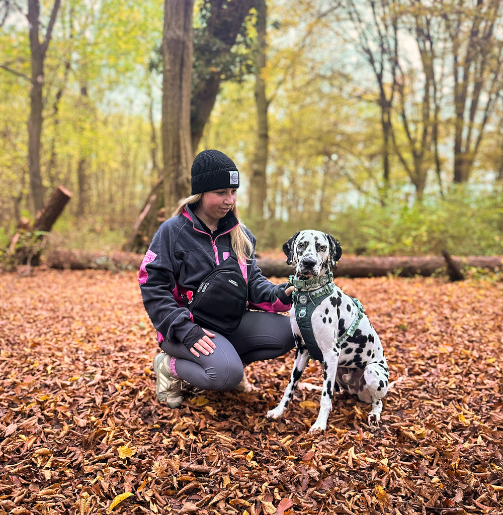 Sling Backpack - Walkies Ready® Black