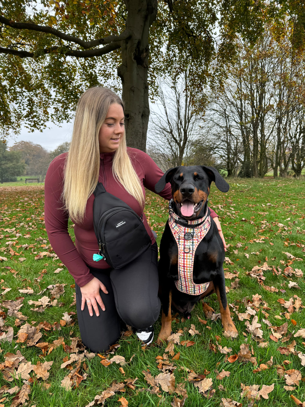 Sling Backpack - Walkies Ready® Black