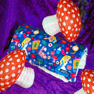 Disney© Dog Blanket - Alice In Wonderland