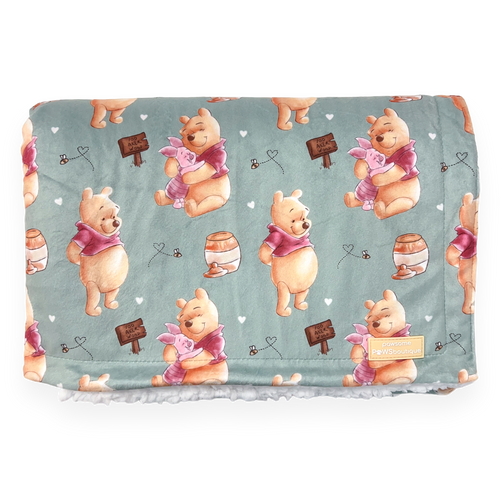 Disney© Dog Blanket - Winnie The Pooh