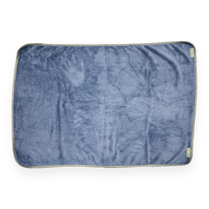 Disney© Microfibre Towel - Winnie + Friends