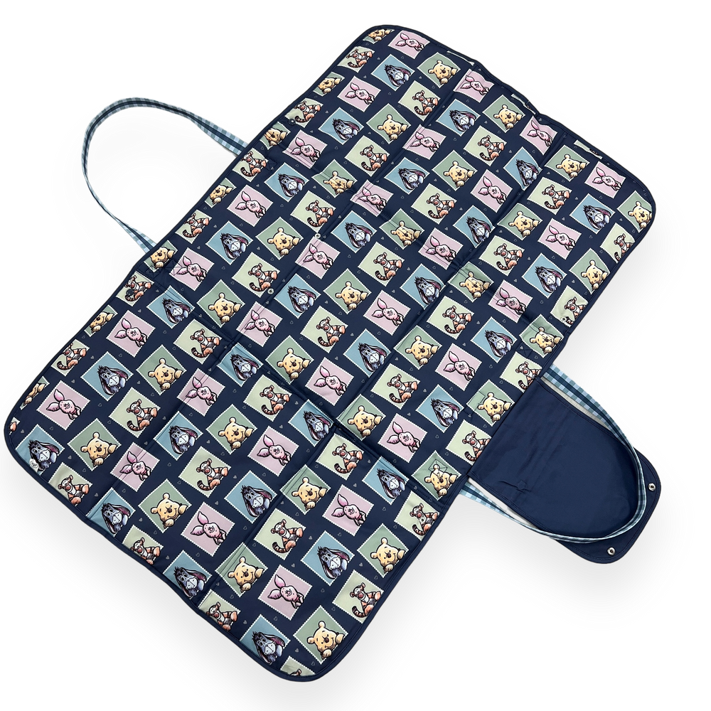 Disney© Travel Mat - Winnie + Friends