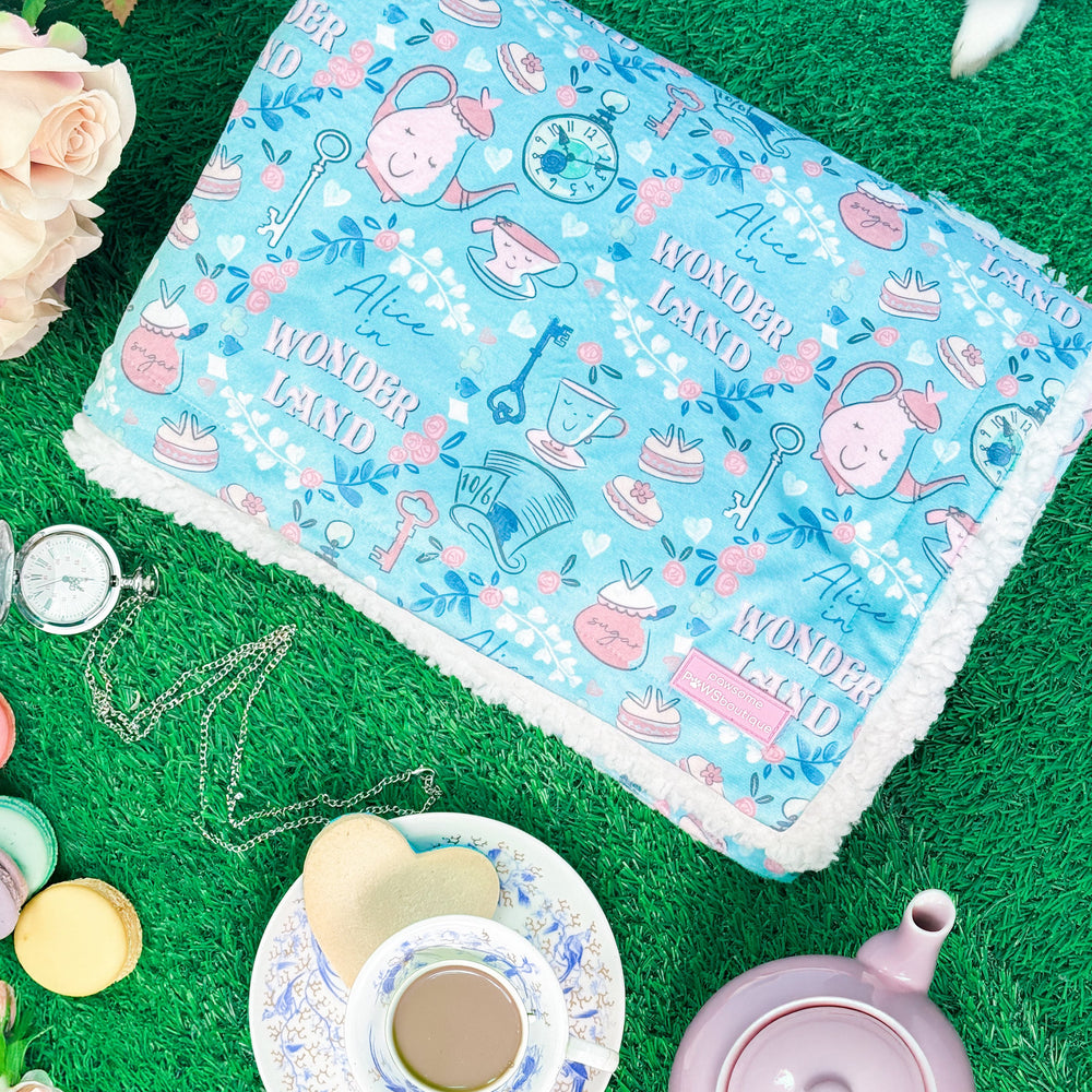 Disney© Dog Blanket - Mad Hatters Tea Party
