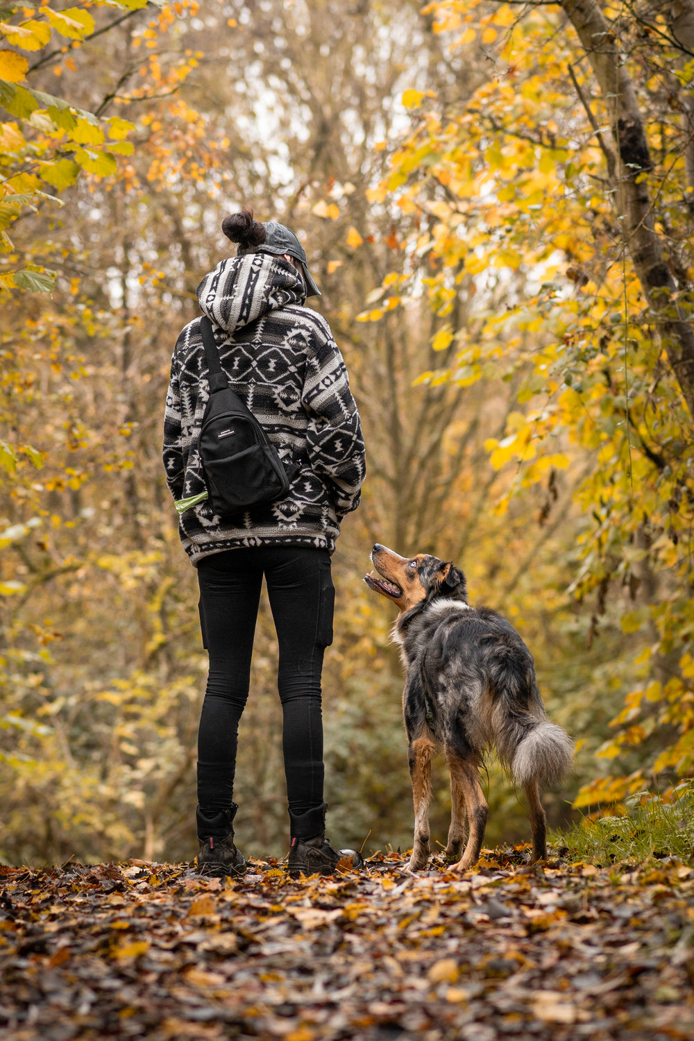 Sling Backpack - Walkies Ready® Black